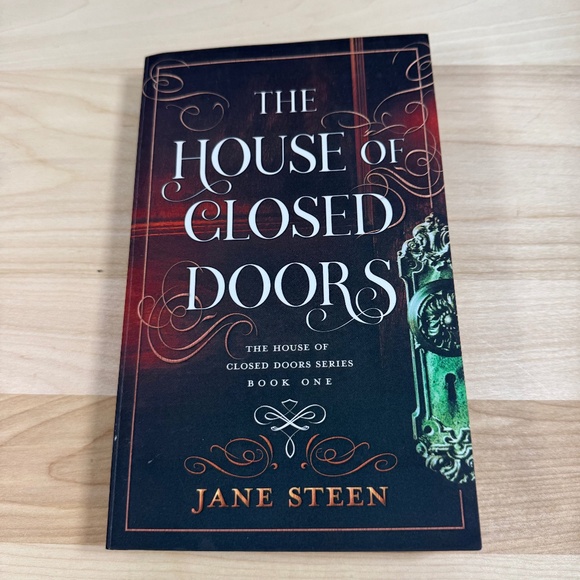THE HOUSE OF CLOSED DOORS by Jane Steen Buy 1 for $12, 2 for $20, 3 for $24 - Picture 1 of 2